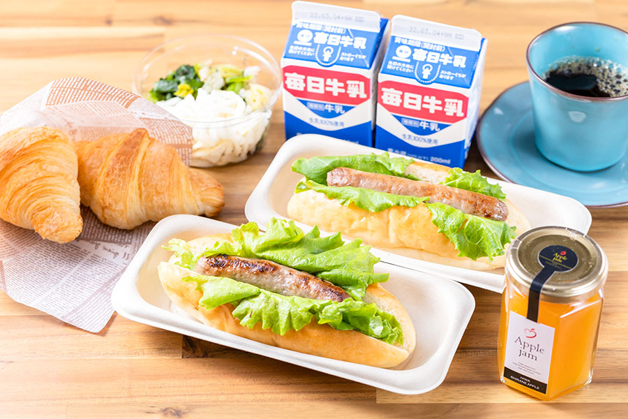 朝食