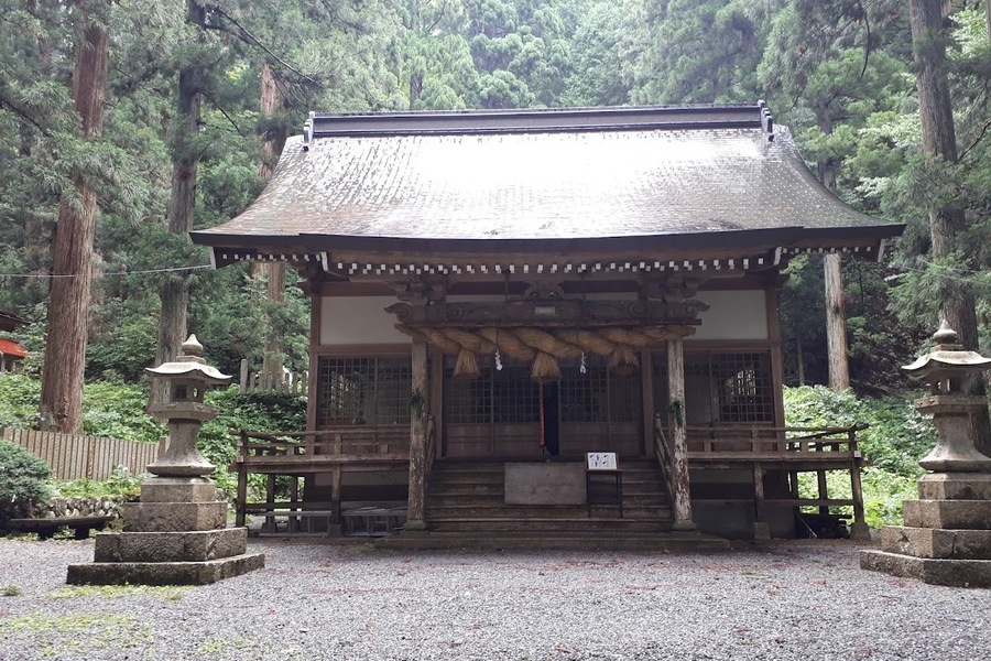 熊野神社 | 【広島】湖畔ステイズ庄原ーグランピング｜【リゾグラ 熊野優優うう